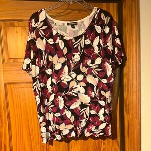 Roz & Ali Red and Black Relaxed Short Sleeve Blouse